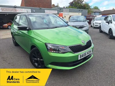 Used Skoda Fabia Colour Edition 75 HP (55 kW) 2017 Green Hatchback