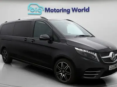 Used Mercedes V300 AMG line 237 HP (174 kW) 2023 Grey MPV