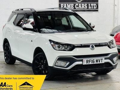 Used Ssangyong (KGM) Tivoli 115 HP (84 kW) 2016 White SUV