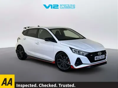 Used Hyundai i20 204 HP (150 kW) 2022 White Hatchback