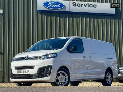Używany Citroën Dispatch 144 KM (105 kW) 2023 Biały Minivan