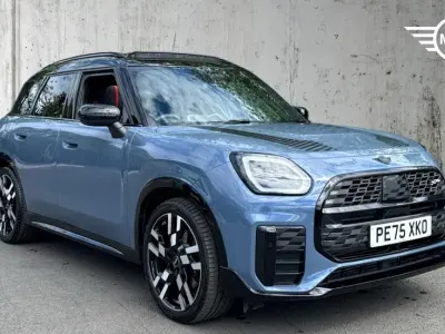 Usado Mini Countryman 215 CV (158 kW) 2025 Azul SUV