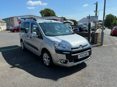 Used Citroën Berlingo XTR 115 HP (84 kW) 2015 Silver MPV