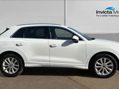 Begagnad Audi Q3 Sport 150 HK (110 kW) 2021 Vit SUV
