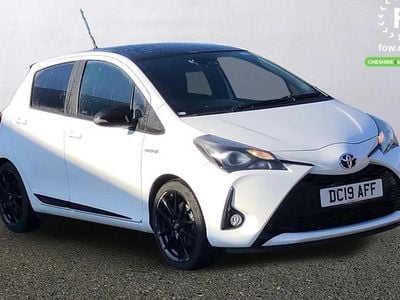 Used Toyota Yaris Hybrid Sport 101 HP (74 kW) 2019 White Hatchback