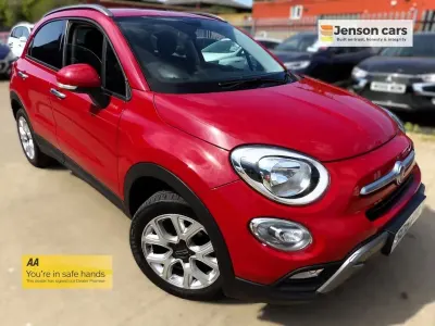 Used Fiat 500X Cross 140 HP (102 kW) 2015 Red SUV