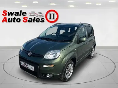 Usado Fiat Panda 4x4 S 85 HP (62 kW) 2014 Verde Citadino