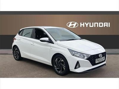 Used Hyundai i20 SE 99 HP (72 kW) 2022 White Hatchback