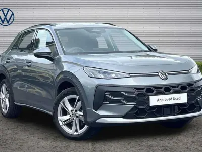 Used VW T-Roc Life 150 HP (110 kW) 2026 Grey SUV