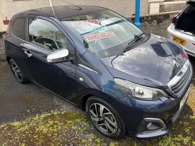 Used Peugeot 108 Collection 82 HP (60 kW) 2017 Blue Hatchback