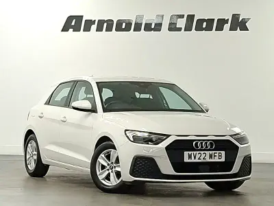 Used Audi A1 Design 95 HP (69 kW) 2022 White SUV
