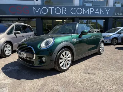 Begagnad Mini Cooper Cabriolet 2017 Grön Cab