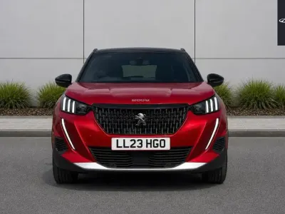 Used Peugeot 2008 GT 129 HP (94 kW) 2023 Red SUV