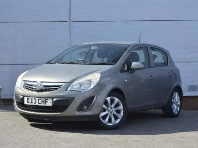 Used Vauxhall Corsa Active 100 HP (73 kW) 2013 Brown Hatchback
