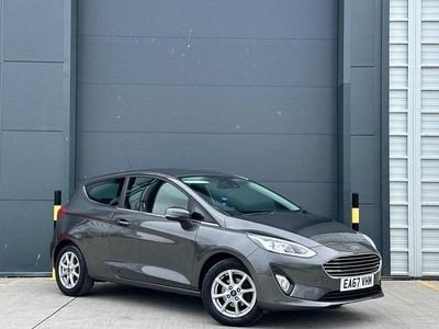 Used Ford Fiesta Zetec 70 HP (51 kW) 2017 Grey Hatchback