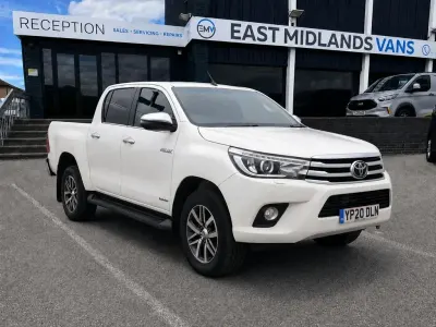 Used Toyota HiLux 150 HP (110 kW) 2020 White Pickup