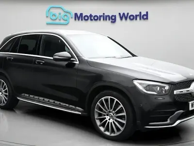 Używany Mercedes GLC300 AMG Line Premium 245 KM (180 kW) 2022 Kombi
