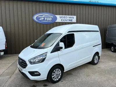 Used Ford Transit Custom Limited 130 HP (95 kW) 2019 White Van