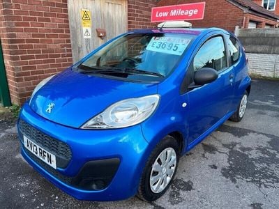 Used Peugeot 107 Access 68 HP (50 kW) 2013 Blue Hatchback
