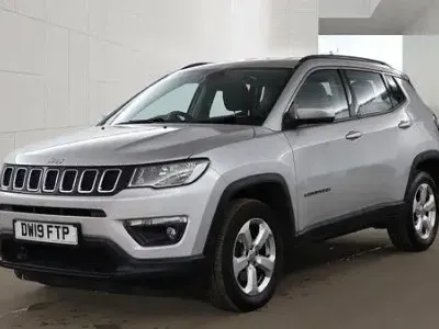 Usado Jeep Compass Longitude 140 CV (102 kW) 2019 Gris SUV