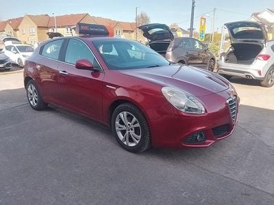 Used Alfa Romeo Giulietta Lusso 2010 Red Hatchback