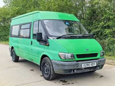 Begagnad Ford Transit 160 HK (117 kW) 2001 Grön