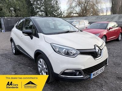 Cream/black Used 2014 Renault Captur Dynamique SUV | £4,995 (Good price)