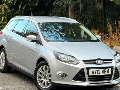Used Ford Focus Titanium 123 HP (90 kW) 2012 Silver Estate