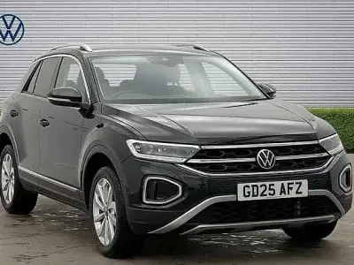 Used VW T-Roc Style 150 HP (110 kW) 2025 Black SUV