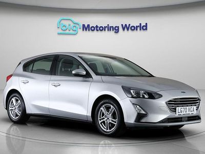 Gebraucht Ford Focus Zetec 101 PS (74 kW) 2020 Silber Kleinwagen
