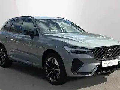Usado Volvo XC60 Plus 250 HP (183 kW) 2026 SUV