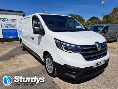 Used Renault Trafic Business 130 HP (95 kW) 2023 Glacier white