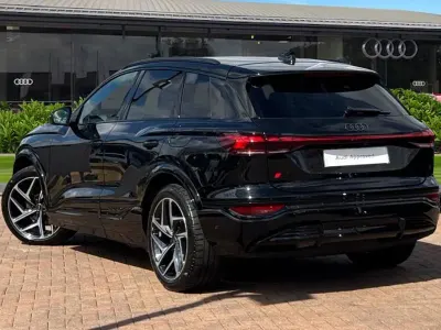 Used Audi Q6 e-tron Performance 239 kW (326 HP) 2024 Black SUV