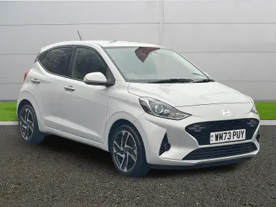 Used Hyundai i10 Premium 67 HP (49 kW) 2024 Grey Hatchback