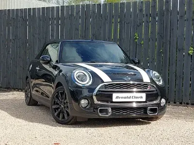 Używany Mini Cooper S Cabriolet Exclusive 192 KM (141 kW) 2019 Czarny Kabriolet