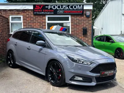 Used Ford Focus ST 250 HP (183 kW) 2016 Grey Estate