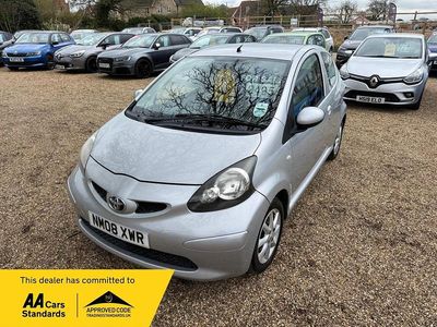 Used Toyota Aygo Platinum 67 HP (49 kW) 2008 Silver Hatchback