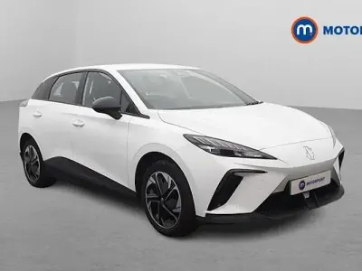 Used MG MG4 EV SE 319 kW (435 HP) 2023 White Hatchback