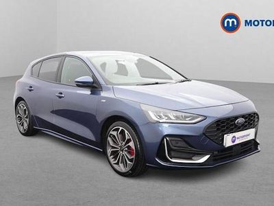 Begagnad Ford Focus ST-Line 155 HK (114 kW) 2022 Blå Halvkombi