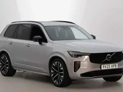 Usado Volvo XC90 Plus 250 CV (183 kW) 2025 SUV