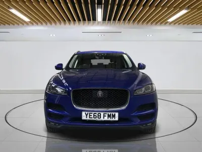 Used Jaguar F-Pace Portfolio 180 HP (132 kW) 2018 Blue SUV