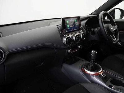 Used Nissan Juke Tekna 114 HP (83 kW) 2020 Silver SUV