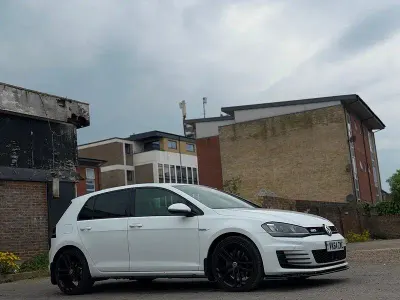 Used VW Golf VII GTD 2014 White Hatchback