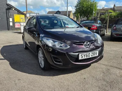 Used Mazda 2 2011 Maroon Hatchback