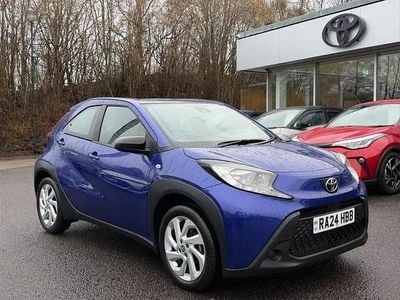 Używany Toyota Aygo X PURE 72 KM (52 kW) 2024 Niebieski SUV