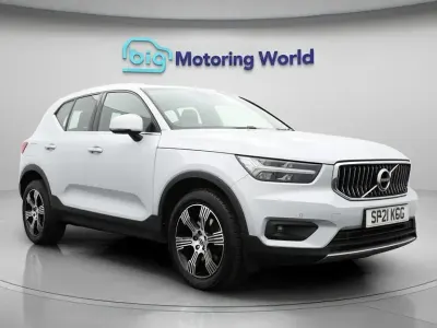 Used Volvo XC40 Inscription 197 HP (144 kW) 2021 Silver SUV