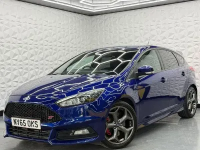 Used Ford Focus ST 185 HP (136 kW) 2016 Blue Hatchback