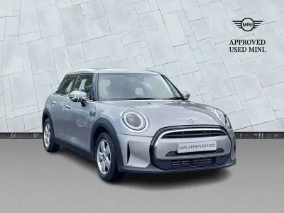 Used Mini Cooper Classic 134 HP (98 kW) 2023 Silver Hatchback