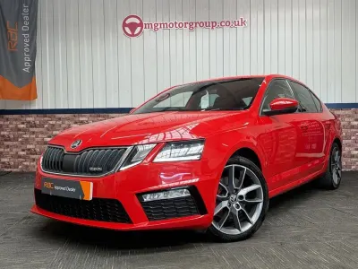 Usado Skoda Octavia vRS 184 CV (135 kW) 2018 Rojo Utilitario