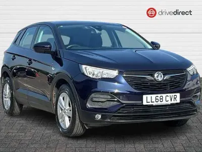 Used Vauxhall Grandland X 130 HP (95 kW) 2018 Mauve/purple SUV